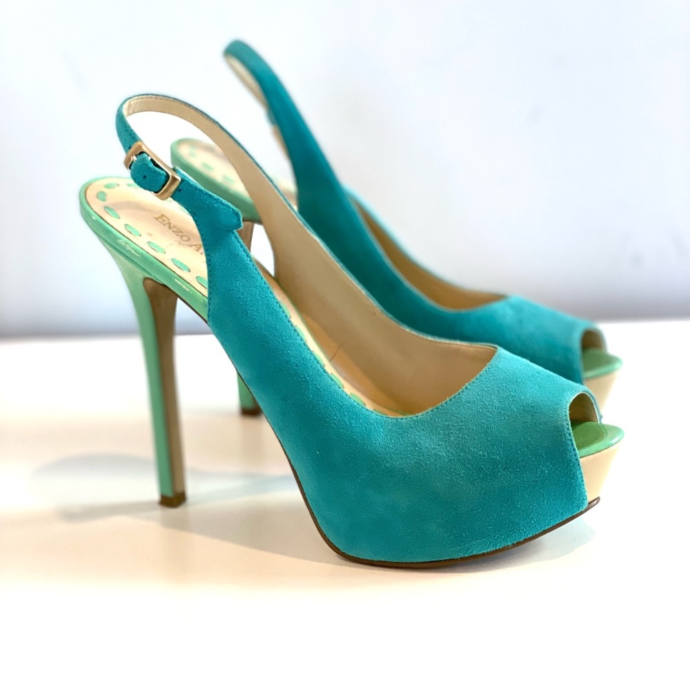 Teal Platform Heels 5 inches tall size 7.5